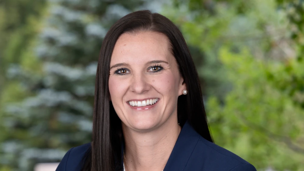Jenna Granstra headshot